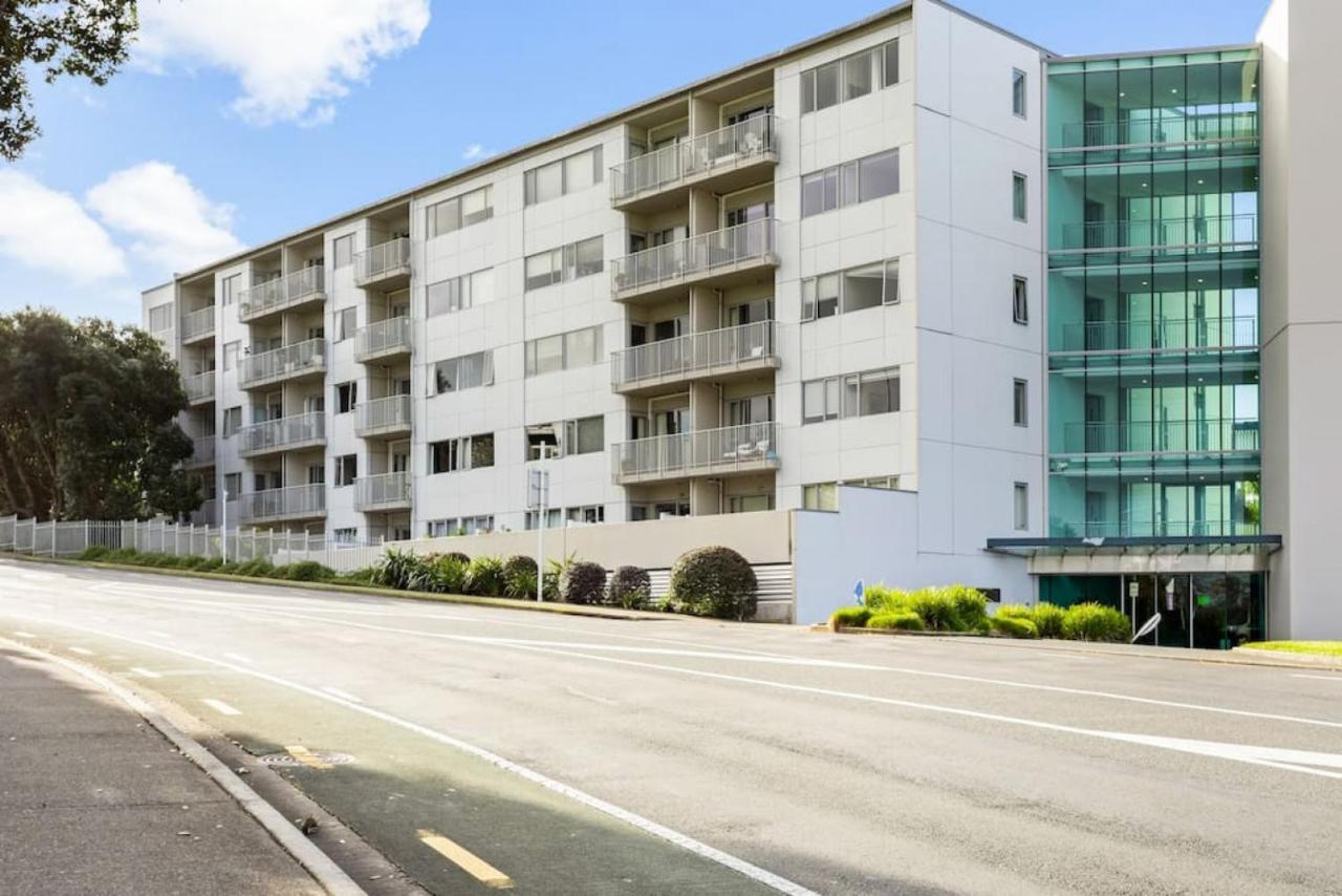 Hideaway With Pool And Free Parking Auckland