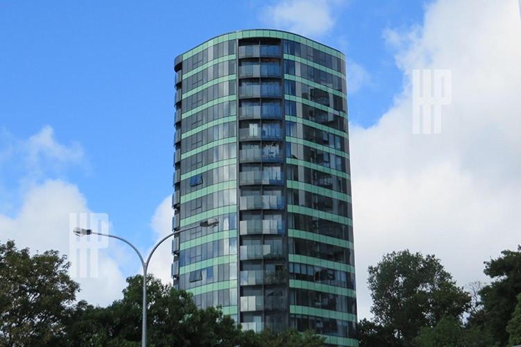 Pinnacle Apartment