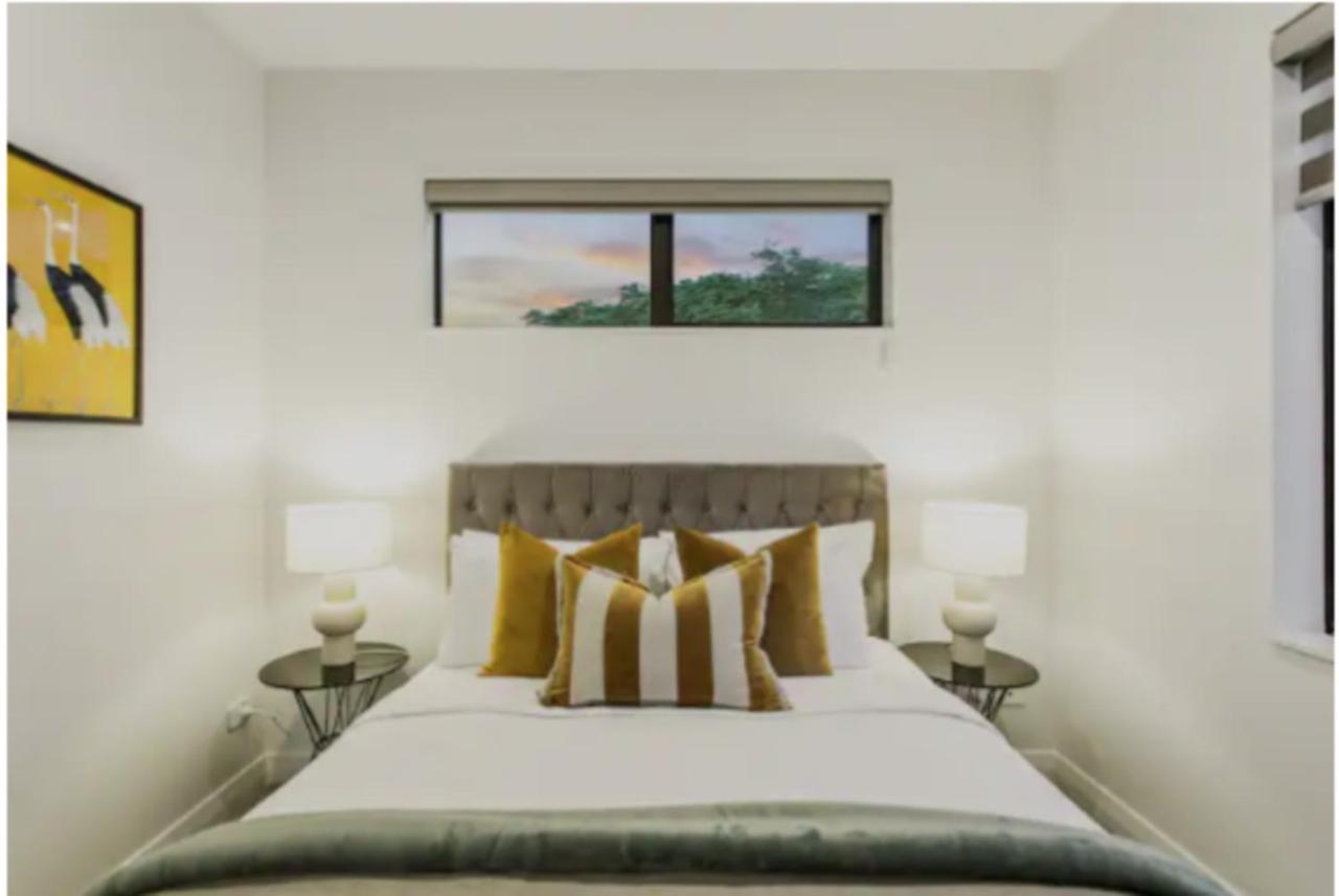 Holiday home Pristine Modern - Netflix - Heatpump Auckland