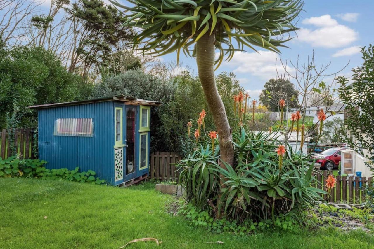 Hollys Abode With Piano And Deck Holiday home *