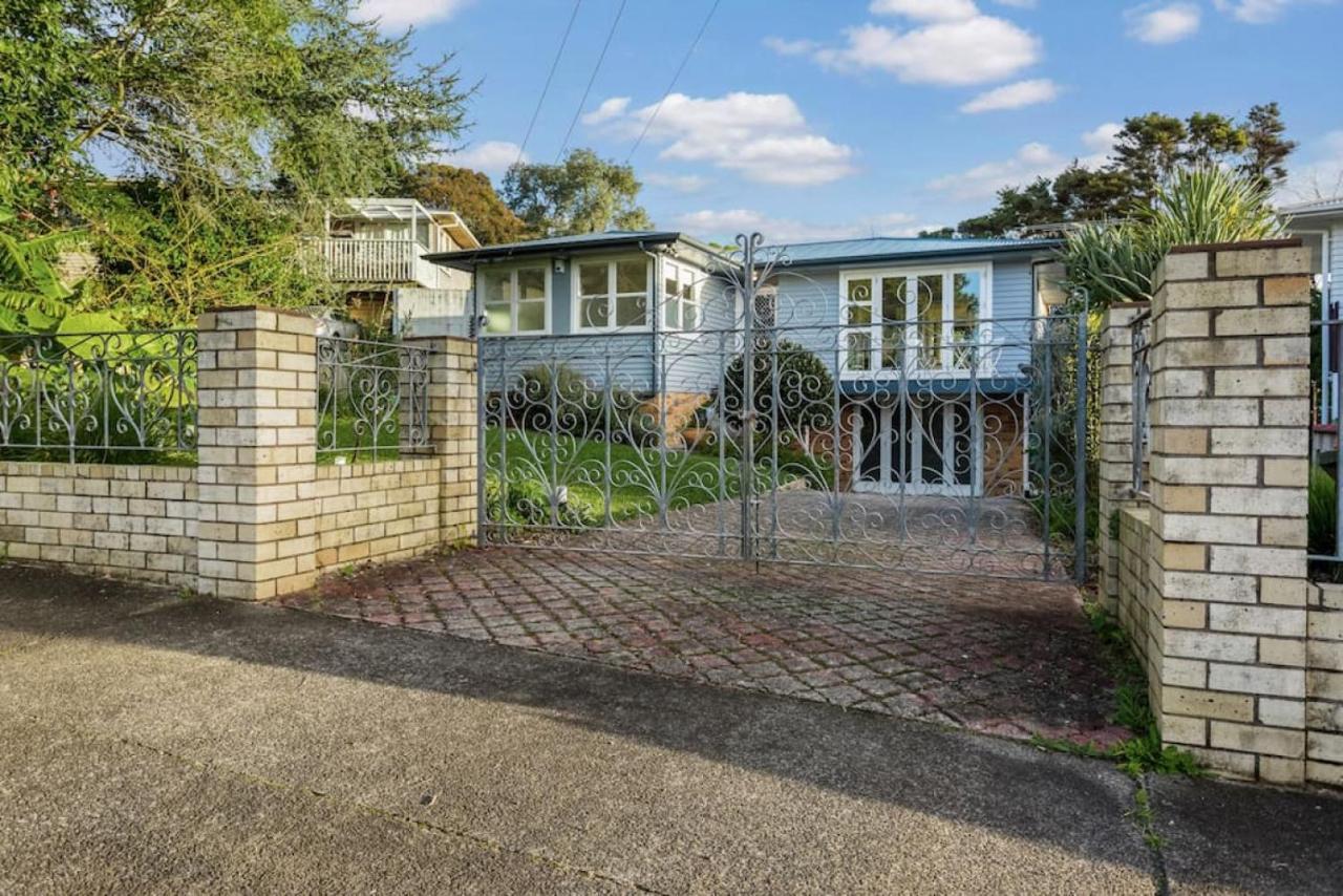 Holiday home Hollys Abode With Piano And Deck
