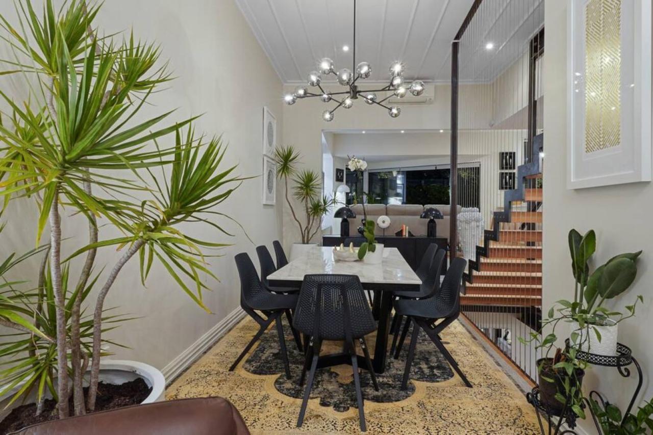 Elite Retreat Ponsonby With Parking And Deck Holiday home *