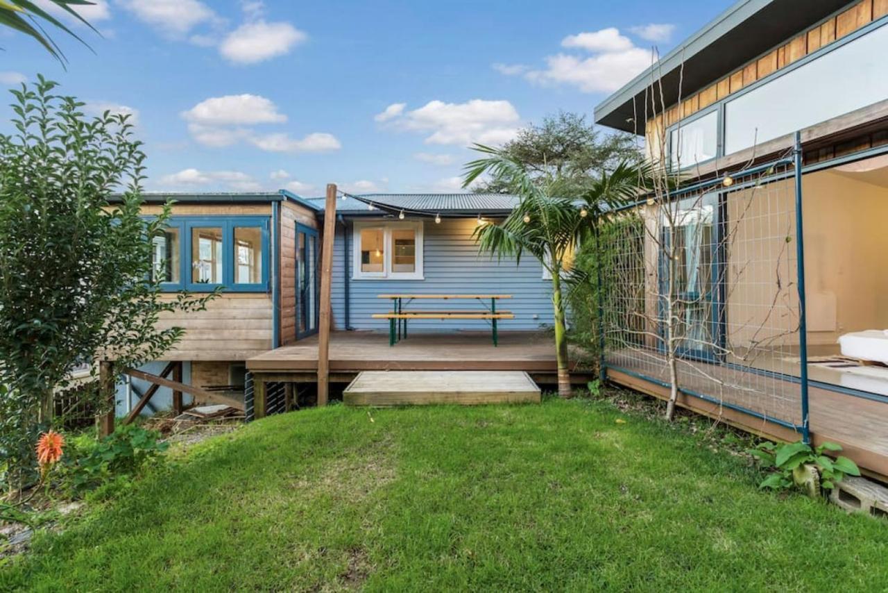 Holiday home Hollys Abode With Piano And Deck