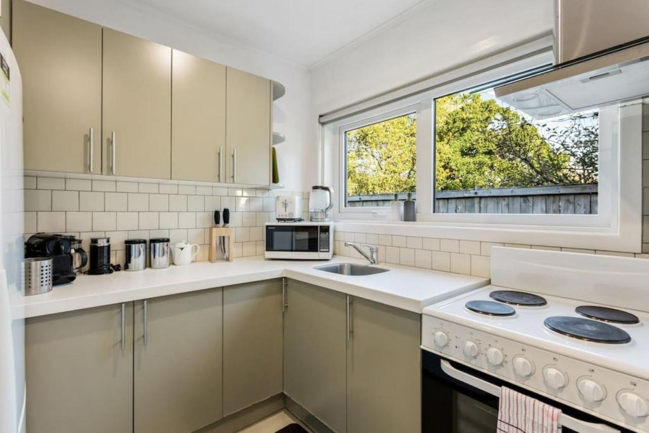 Flora And Fauna Unit With Garden And Deck Holiday home *