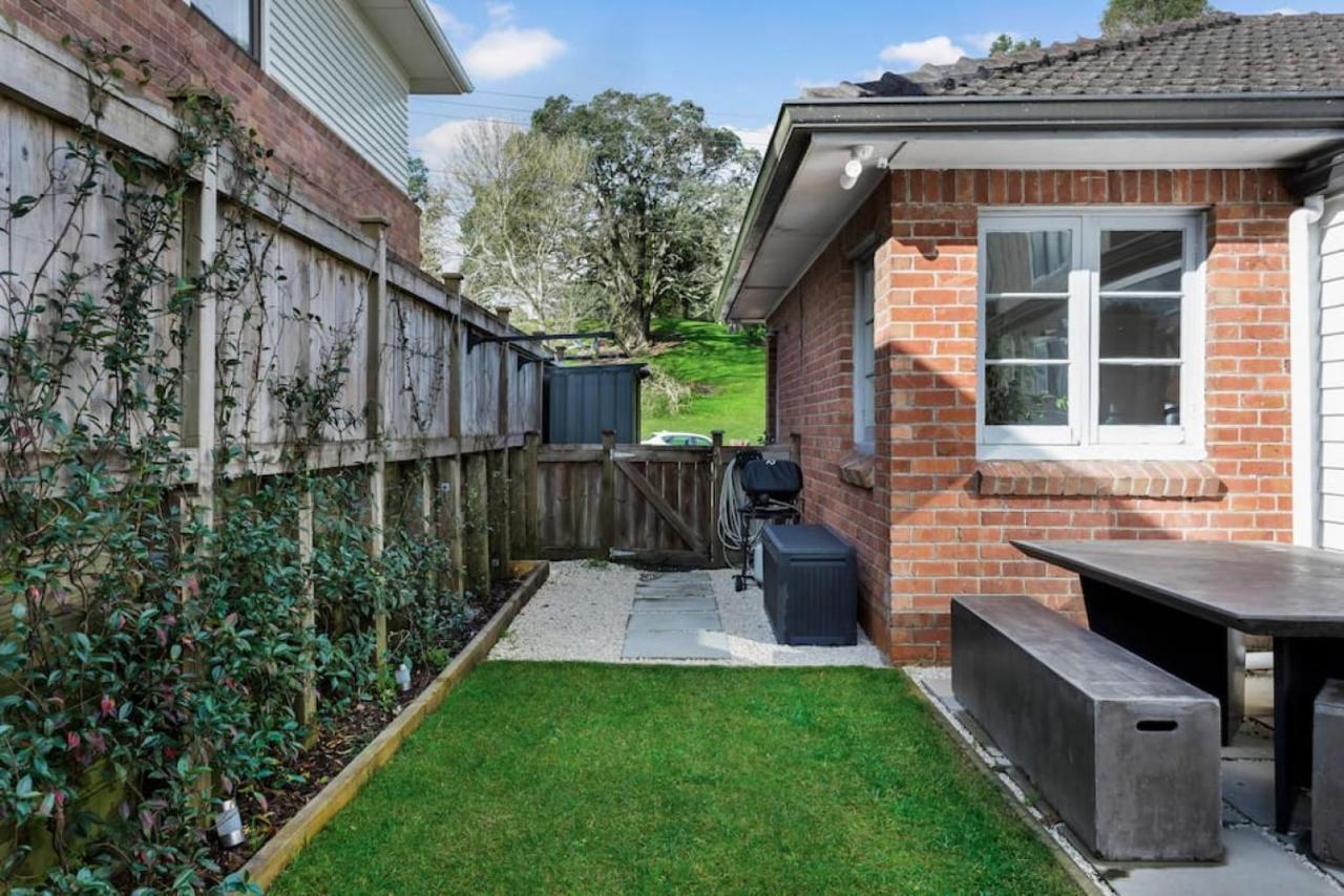 Holiday home Renovated Character - Wifi & Netflix Auckland