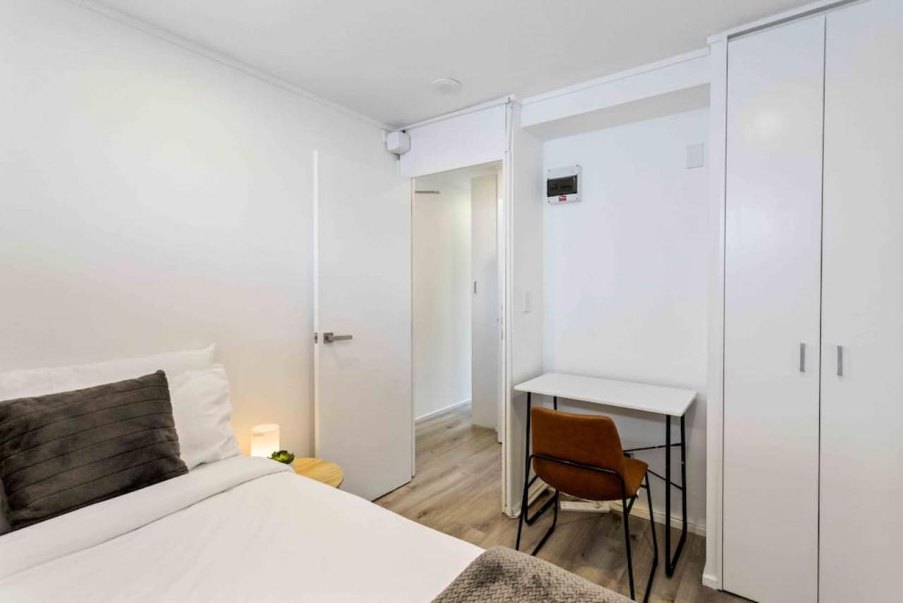 Cozy Two Bedroom With Seaview - Wifi - Gym