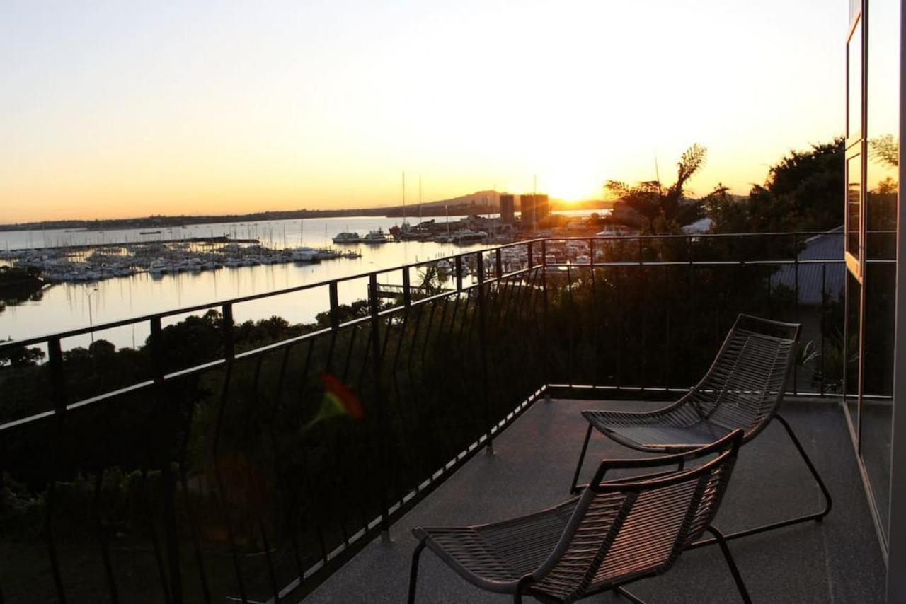 Tranquil Top-floor Breathtaking Views Apartment *