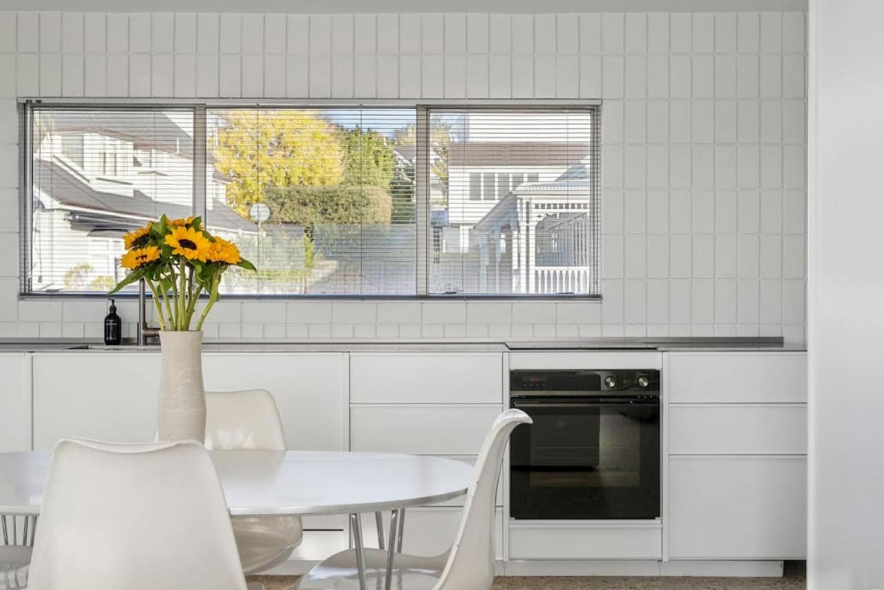 Apartment Tranquil Top-floor Breathtaking Views *