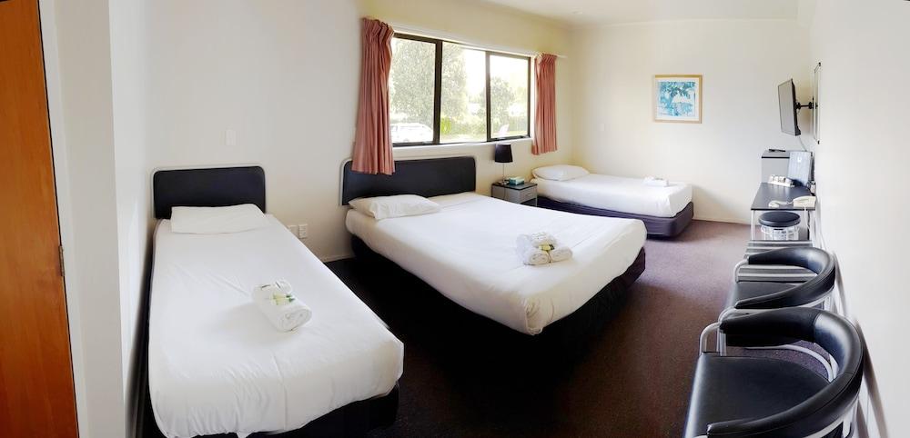 Airport 3* Auckland