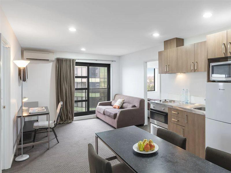 Nesuto St Martins Aparthotel 4*