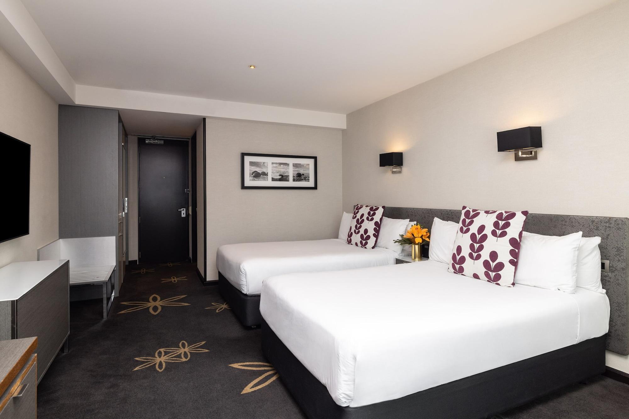 Skycity Hotel 4*