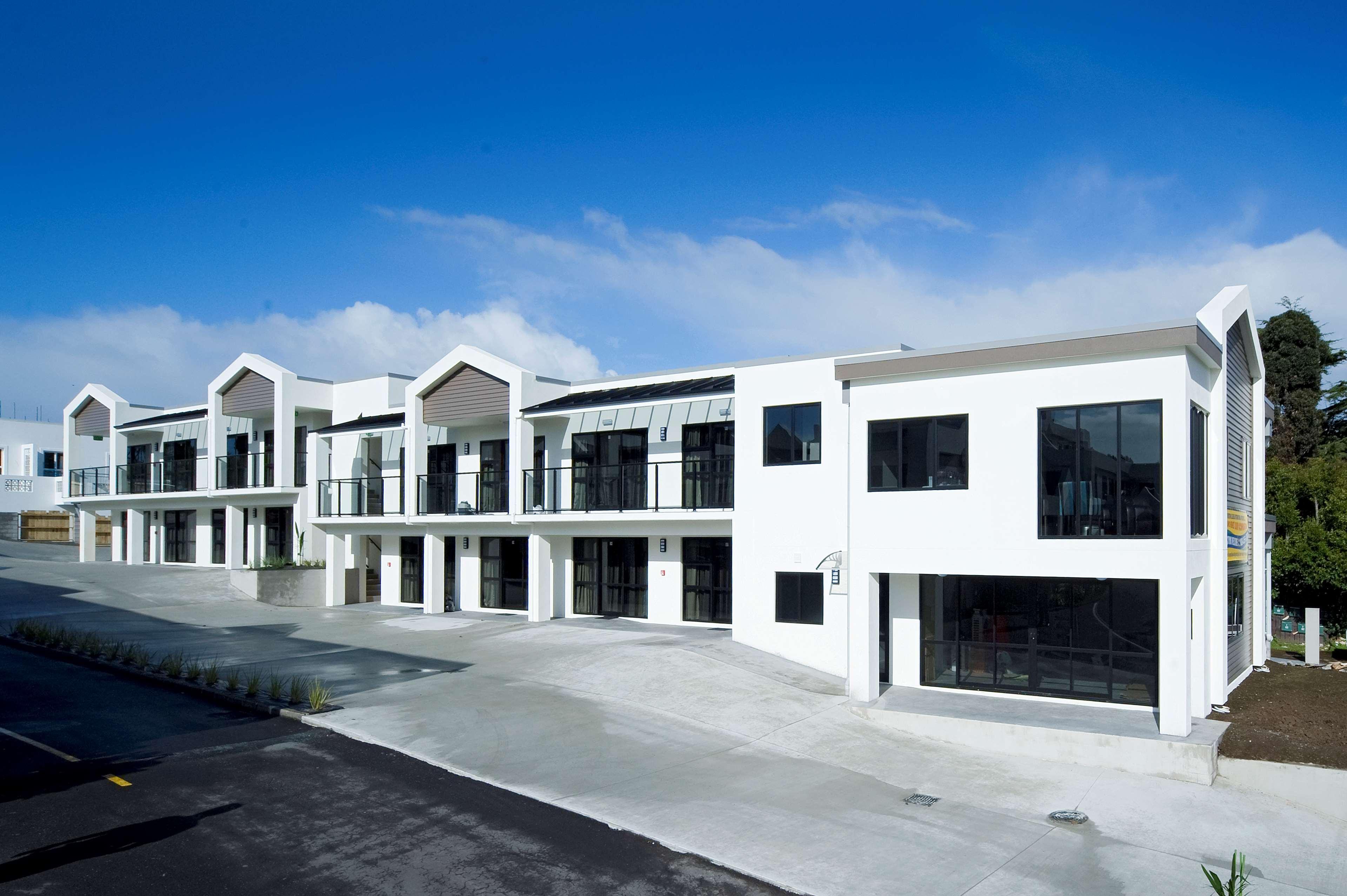 Western Ellerslie International