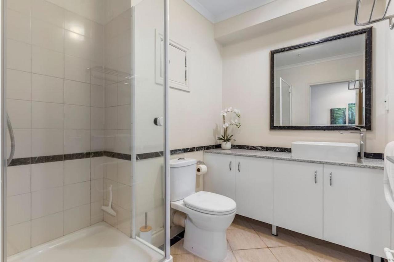 Beautifully Presented Citylife Apartment Auckland