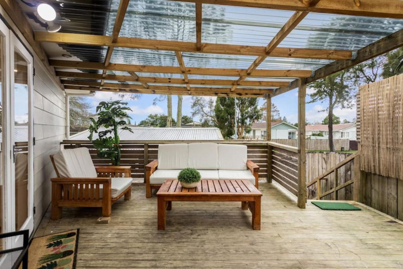 Homespun Haven 4 Bedroom With Parking And Patio *