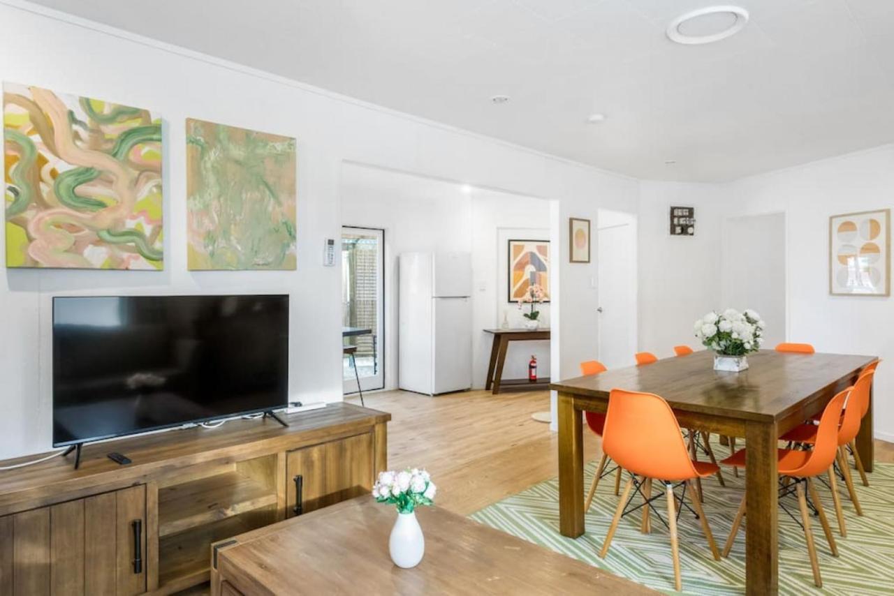 Homespun Haven 4 Bedroom With Parking And Patio Auckland