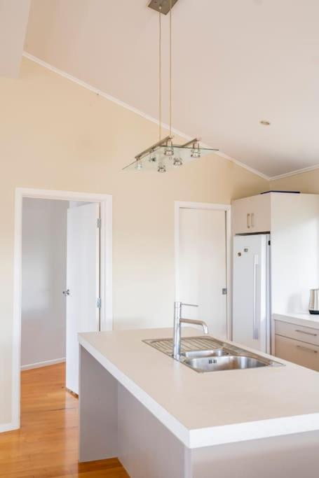 Large With Ensuite In Leafy Surrounds
