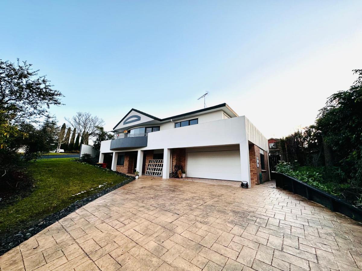 West Harbour White House Holiday home