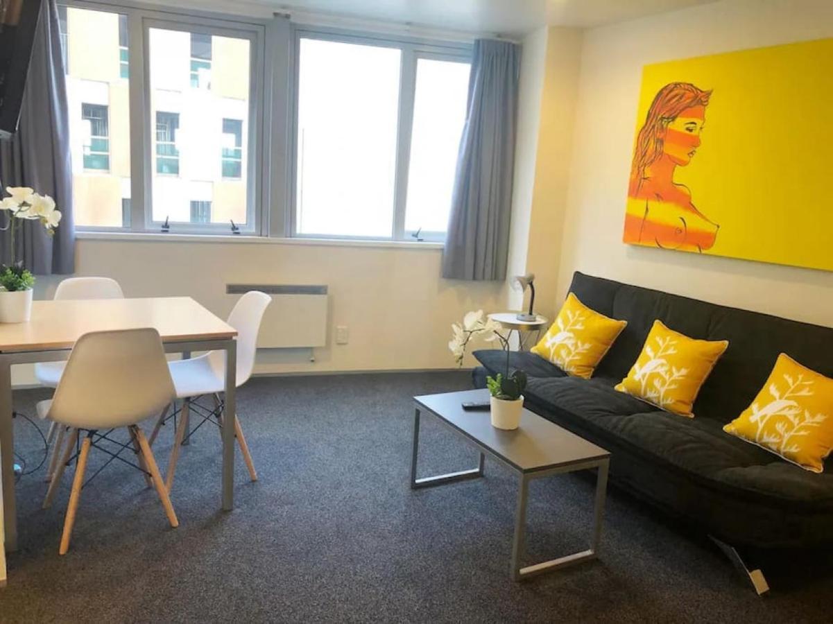 Apartment 401-138 Anzac Avenue And Wi-fi