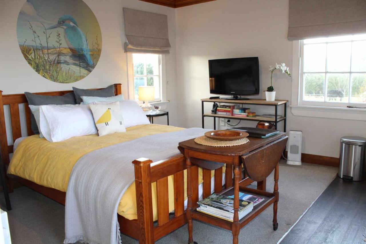 The - Huntly House Auckland