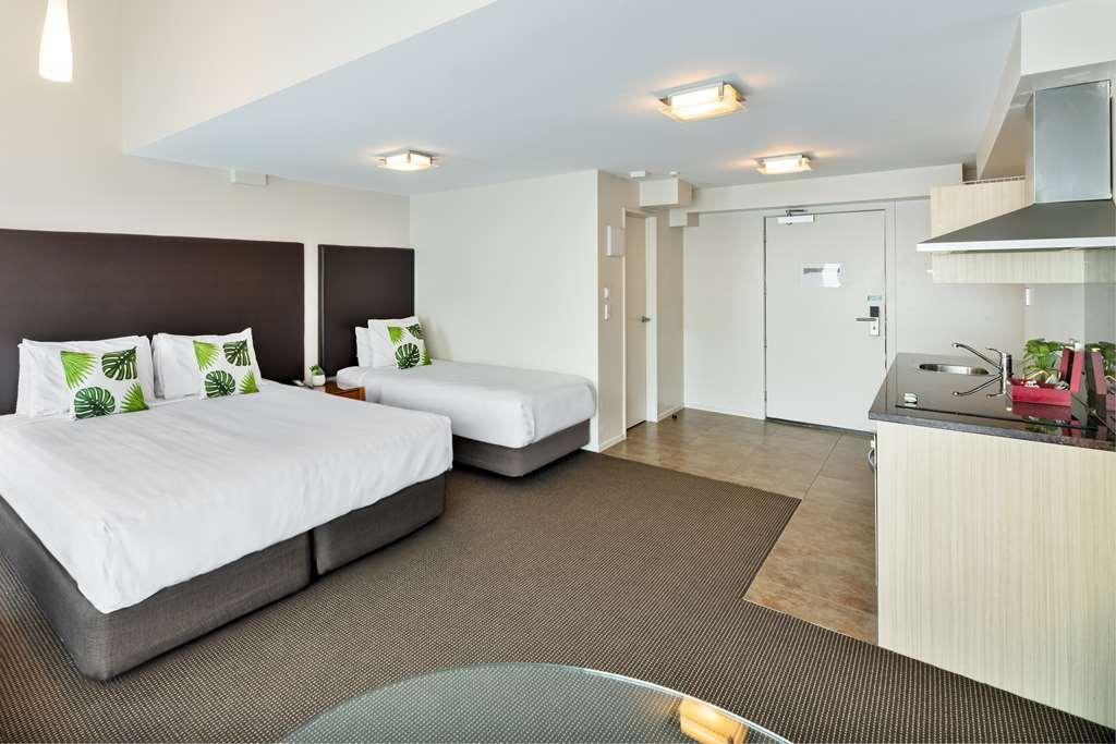 Western Newmarket & Motel