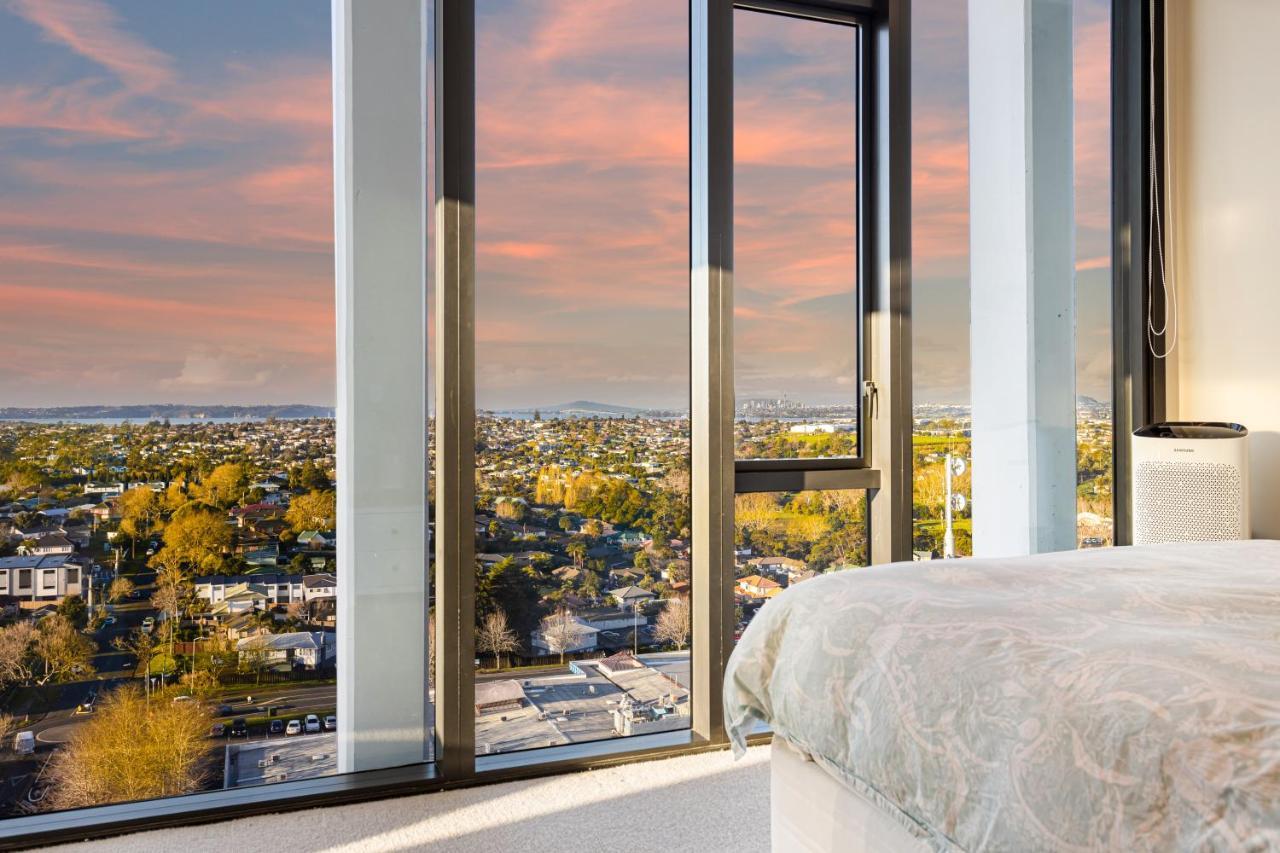 Pacific Tower Penthouse *
