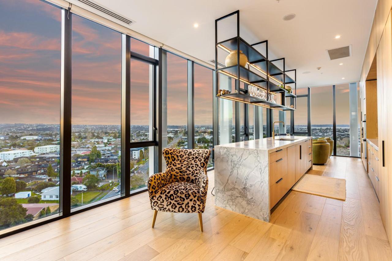 Pacific Tower Penthouse * Auckland