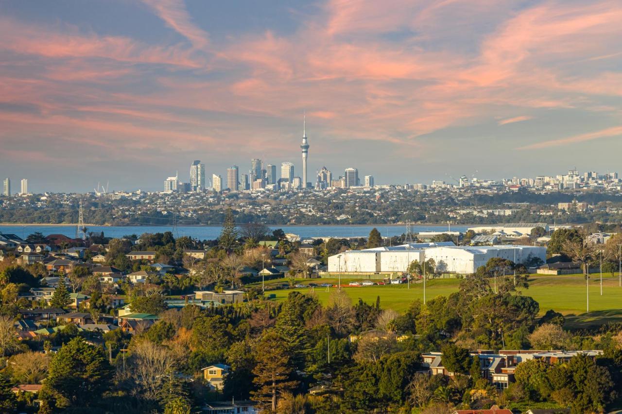Pacific Tower Penthouse Apartment Auckland