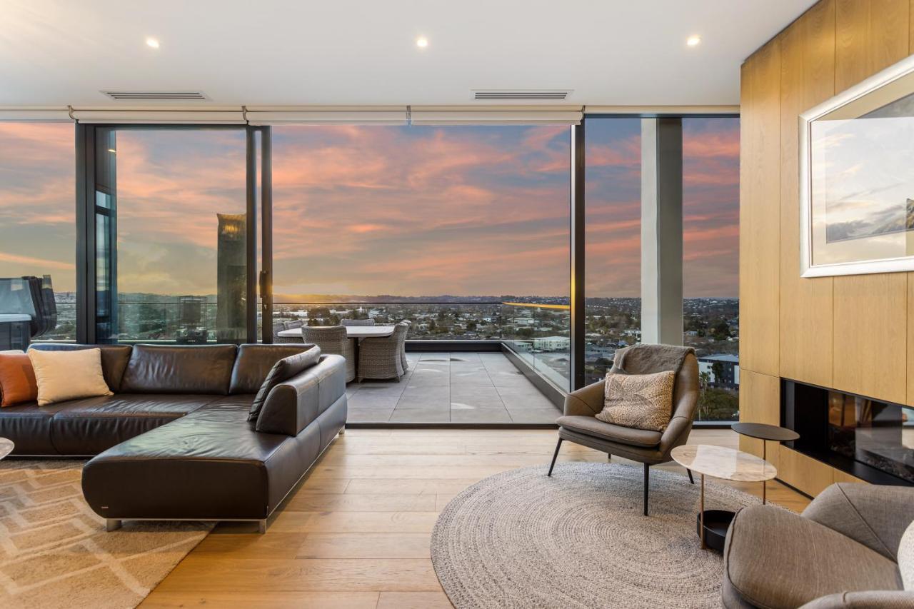 Pacific Tower Penthouse Apartment Auckland