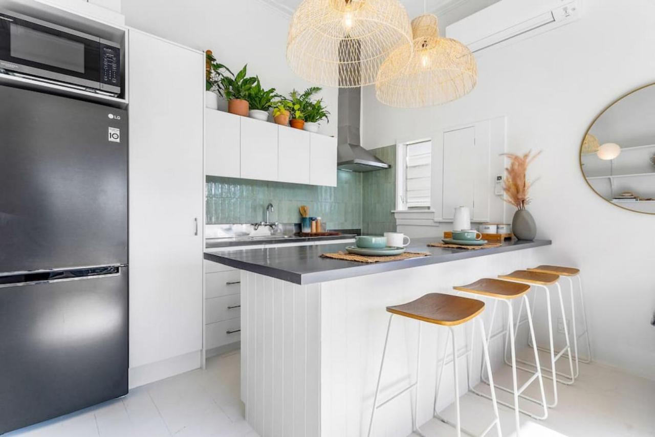 Stylish And Sunny 2 Beds In Grey Lynn * Auckland