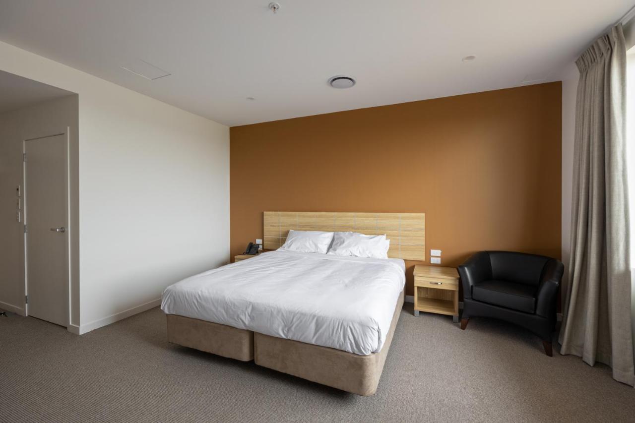 Hotel Manha Airport 3*