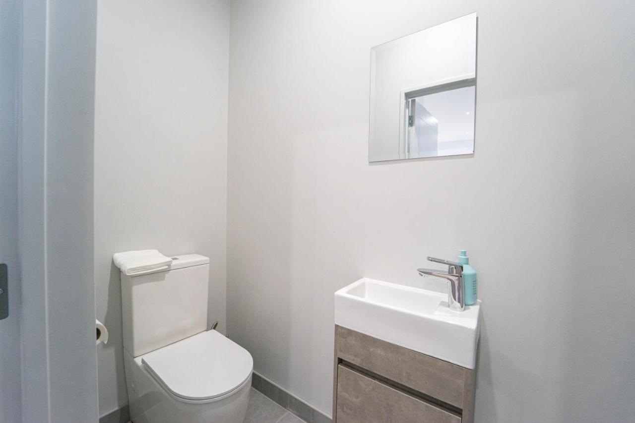 Holiday home Modern Sunnyhills Town House