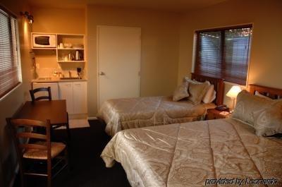 Oaktree Motel