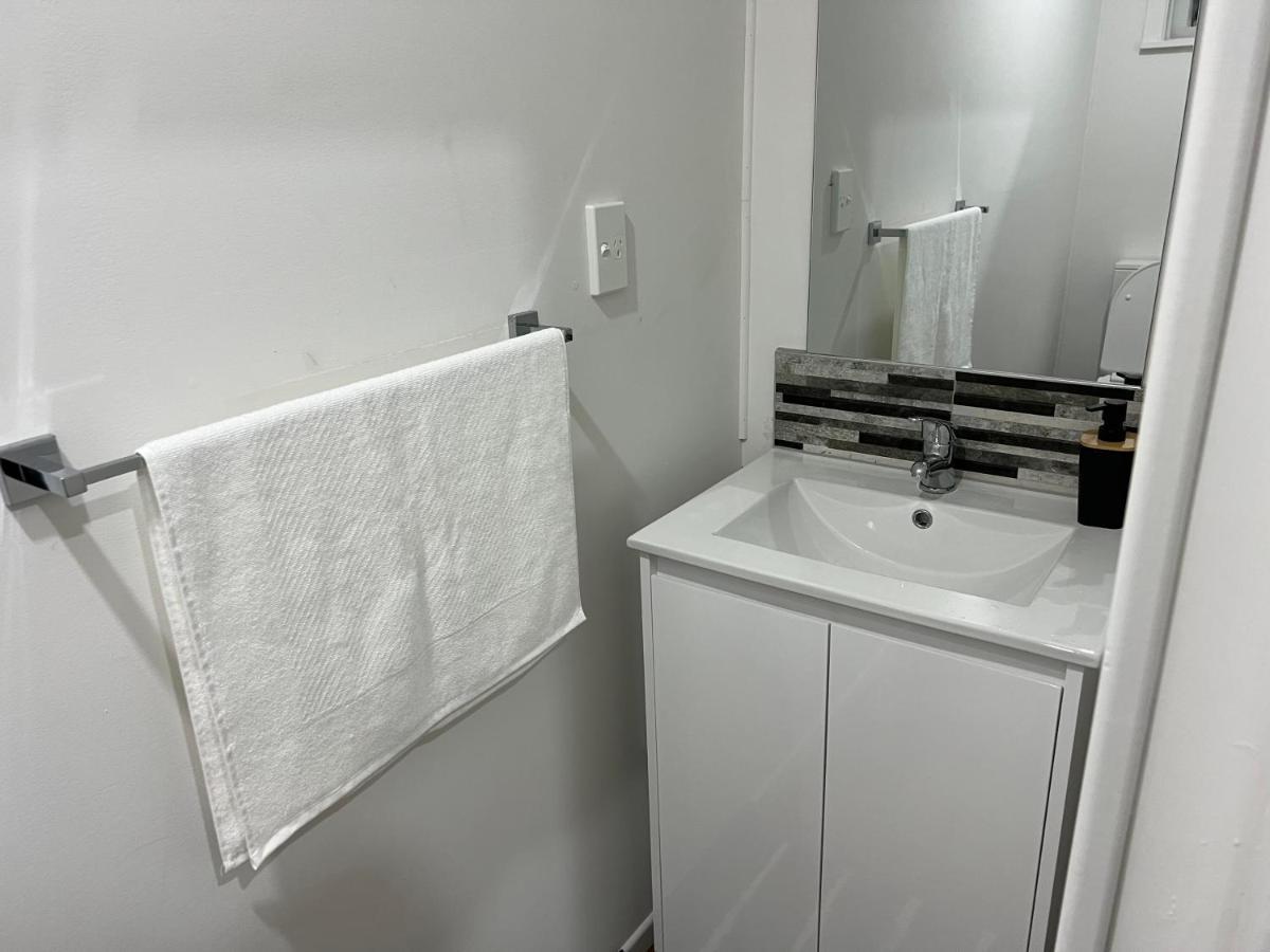 Spacious 4 Bedroom House In Manukau Casa de férias
