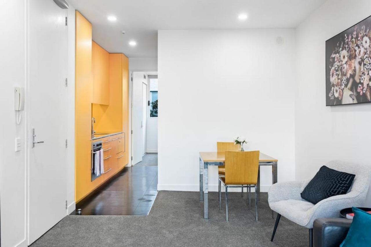 Scape Hideaway W Carpark, Spa, Pool And Gym Auckland