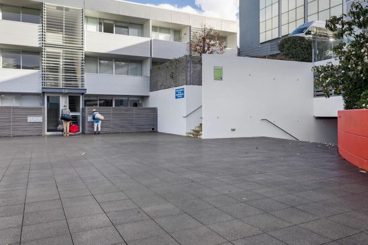 Apartment Scape Hideaway W Carpark, Spa, Pool And Gym *