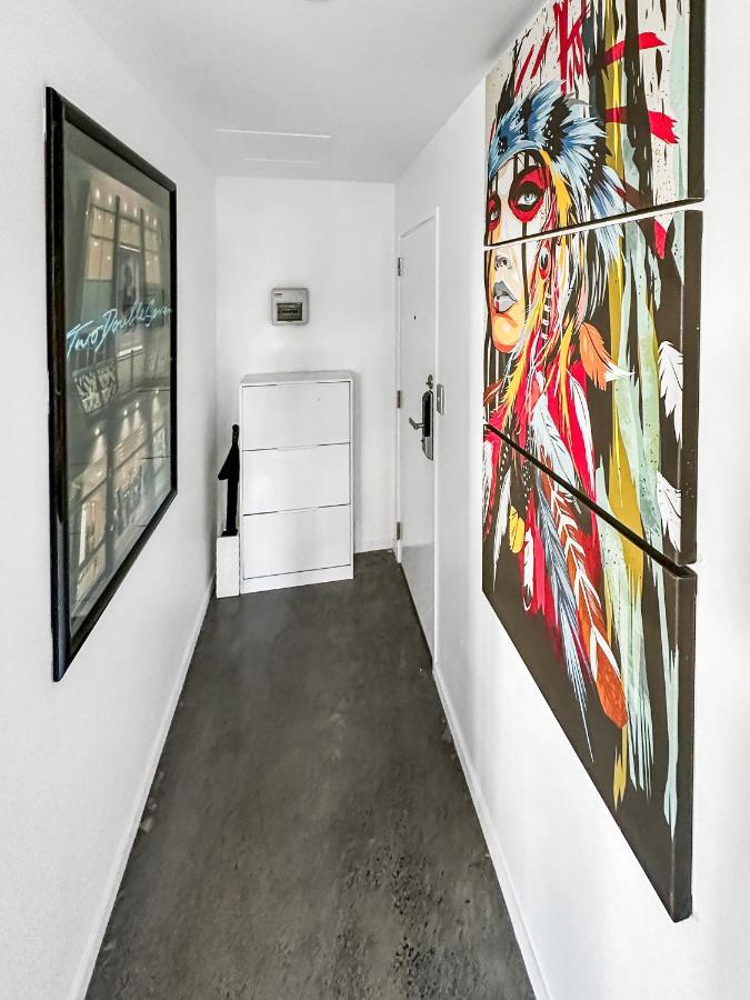 Whitaker Wish- Spacious, Based With Carpark * Auckland