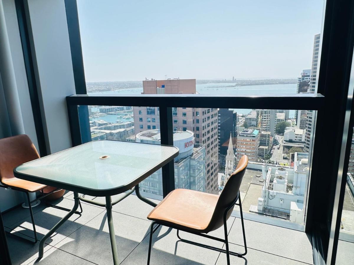 Spacious Magnificent Sea Views Front Of Sky Tower