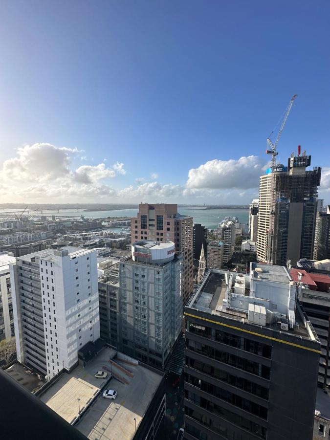 Spacious Magnificent Sea Views Front Of Sky Tower *