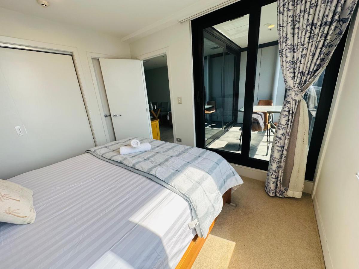 Apartment Spacious Magnificent Sea Views Front Of Sky Tower *