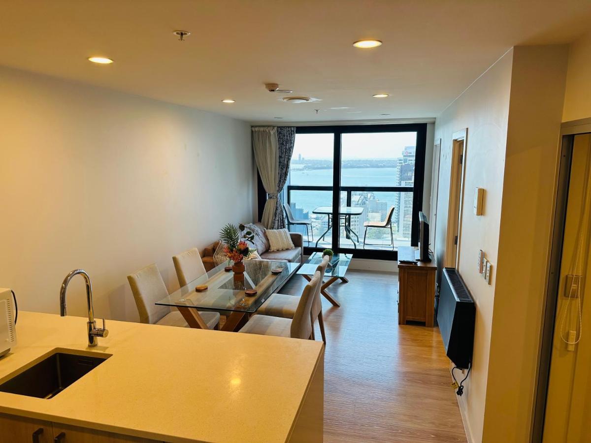Spacious Magnificent Sea Views Front Of Sky Tower * Auckland