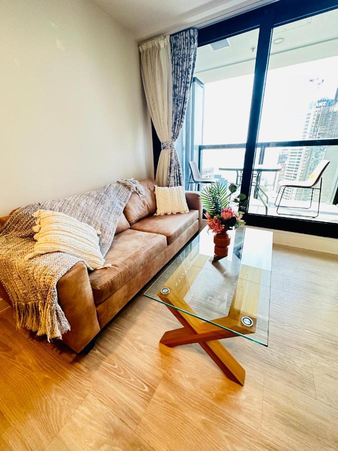 Apartment Spacious Magnificent Sea Views Front Of Sky Tower Auckland