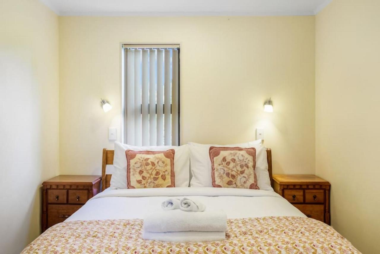 Coastal Retreat Unit Close To Auckland