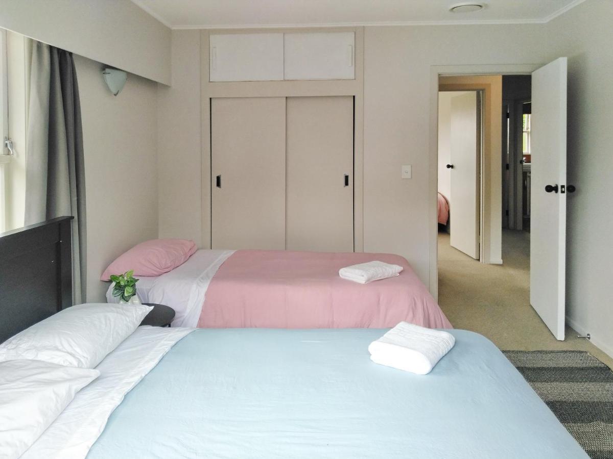 Large Family House 8 Br Auckland