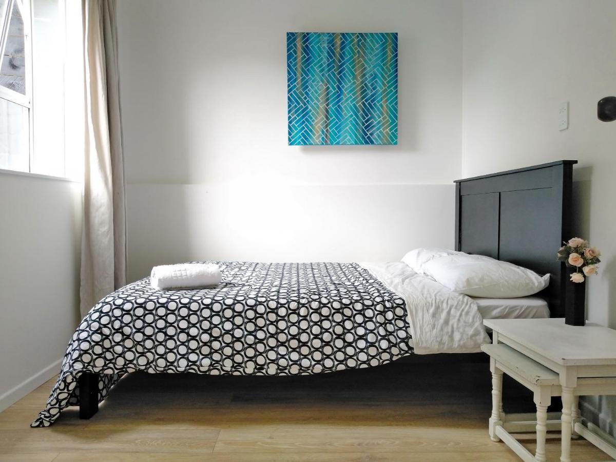 Large Family House 8 Br Auckland