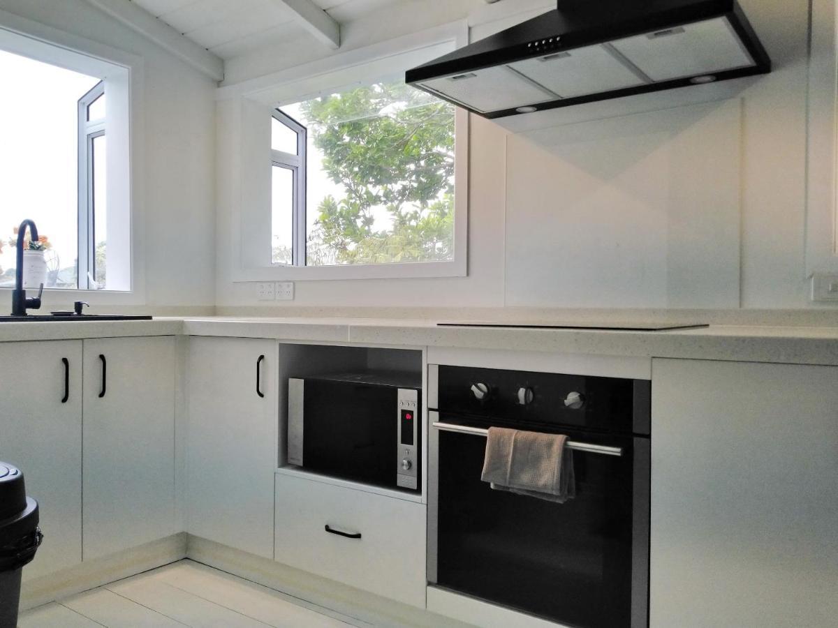 Large Family House 8 Br Holiday home Auckland
