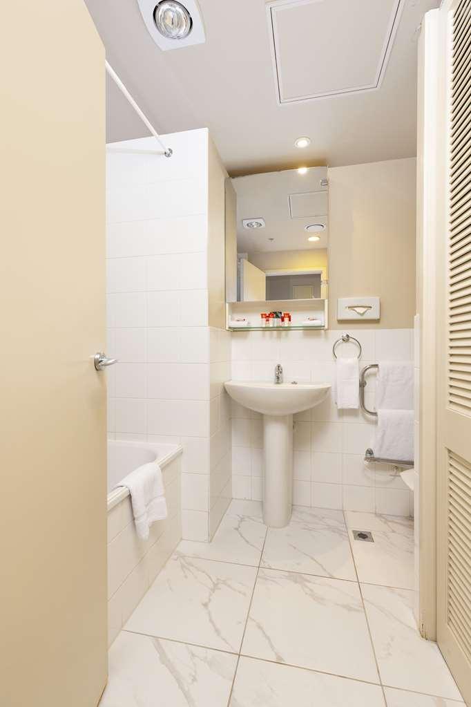 Aparthotel The Chancellor On Hobson 3*