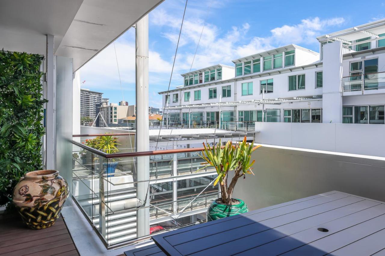 Qv Modern Upscale Wifi & Parking - 1046 Apartment