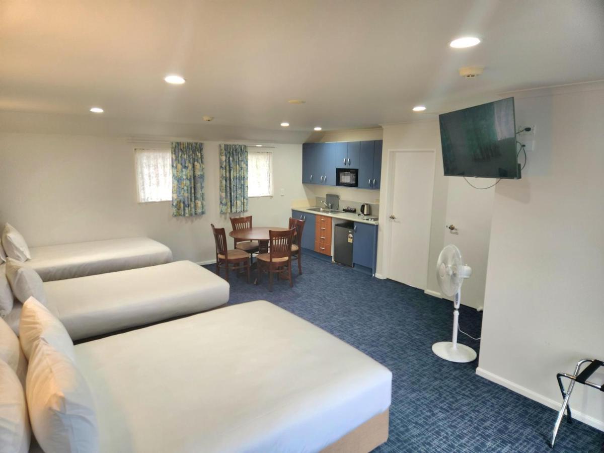Botany Palms Motel Auckland