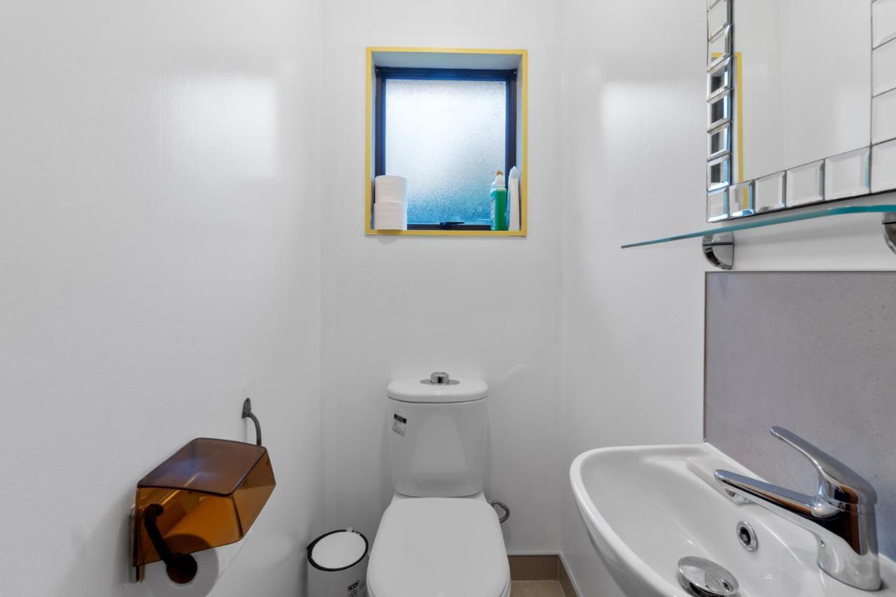 Comforts - Mount Eden Holiday home