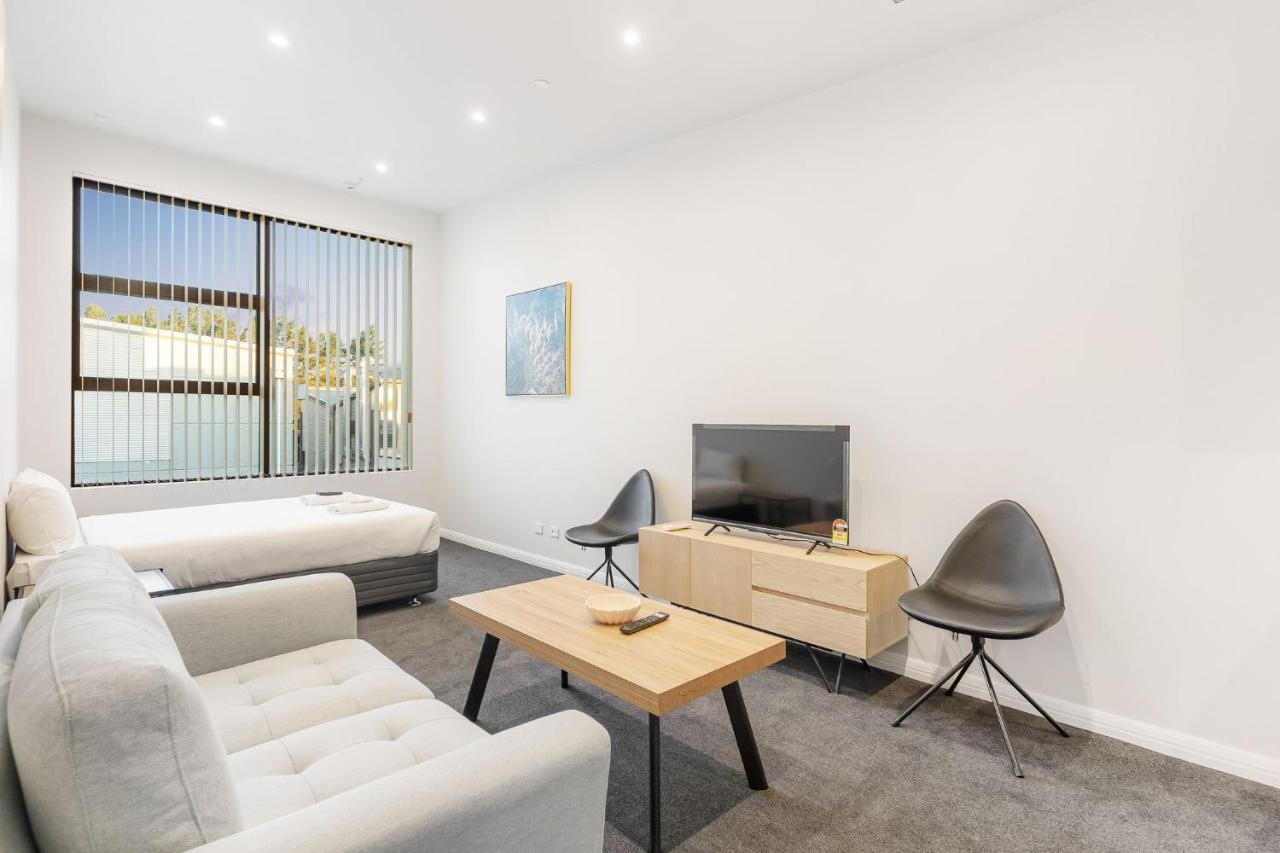 302 The Apartment *